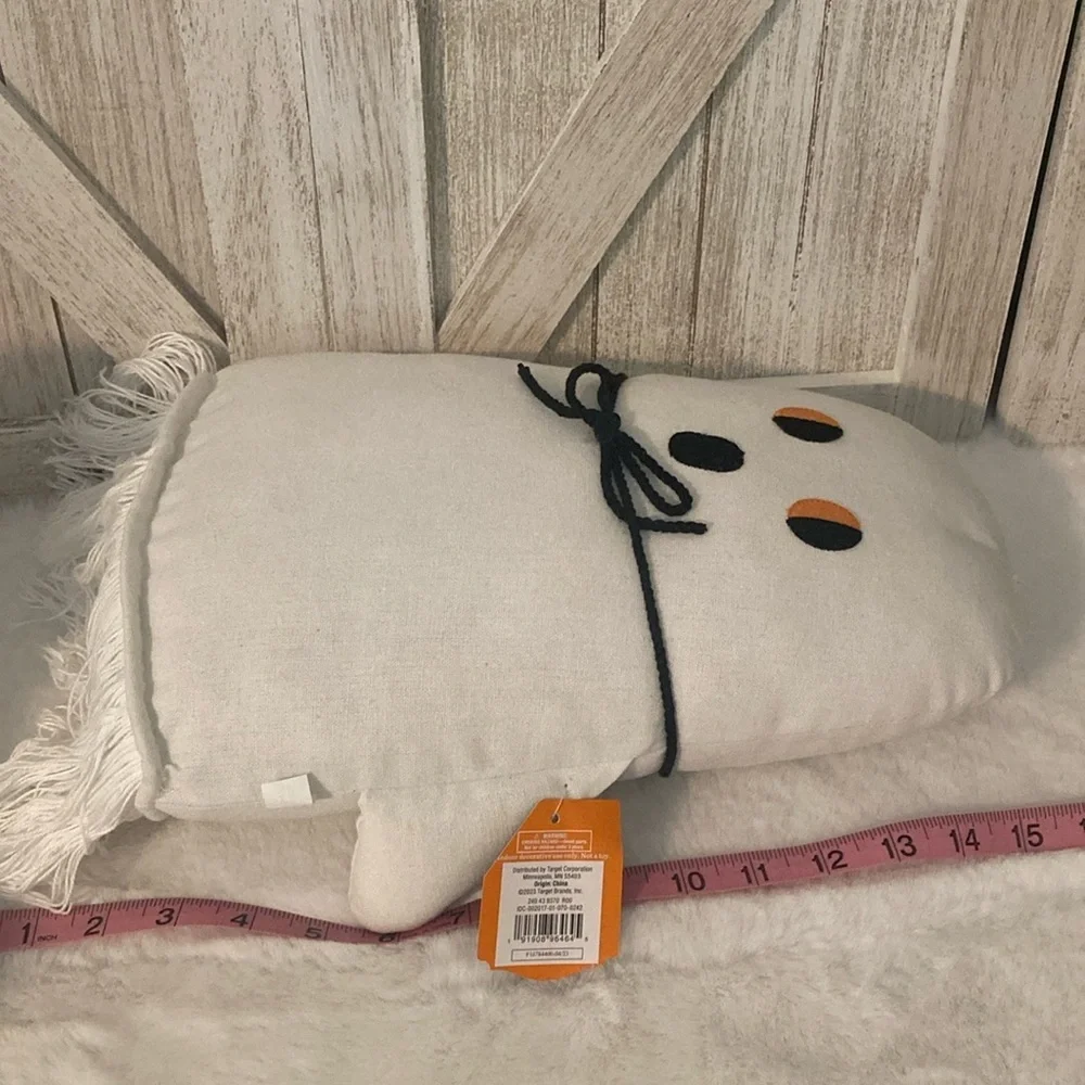 Target Hyde and Eek 2023 Halloween Floating Ghost Pillow